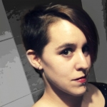 Maria Sanz, Waitress in Zaragoza