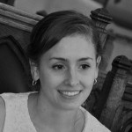 María Cecilia Cacciavillani, Costurera a Valencia