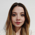 Angélica Muñoz, Azafata a Madrid