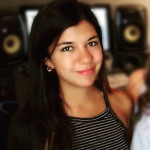 Marina Wallach, Redactora de continguts en anglès a Sevilla