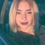 Carol Crespín, Dog walker in Écija