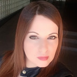 Mireia Burguillos Centeno, Netejadora a Badalona