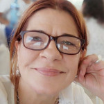 Elaine Margarita Perez Ferrandiz, Waitress in Alicante