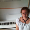 Maria Elizabeth Lupi, Piano tutor in Lloret de Mar