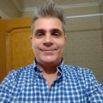 Petyo Krastev, Cuidador de personas mayores en Sagunto