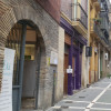 Eli Masajes , Massatgista a Pamplona