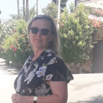 Lyubov Tabakarnyuk, Cuidadora de mascotes a Marbella