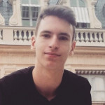 Pol Navarro, Waiter in L'Hospitalet de Llobregat