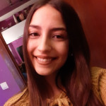 Soraya Basil, Waitress in Málaga