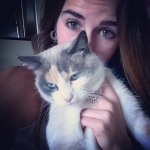 María Elvira Cobos, Cuidadora de mascotes a Villaviciosa de Odón