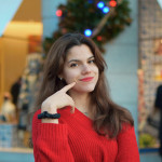 Victoria Marino, Azafata a Madrid