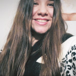 Lucia Nekane Barroeta Plaza, Passejadora de gossos a Alcorcón