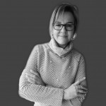 Chus Parrilla, Correctora ortográfico en castellano a Valencia
