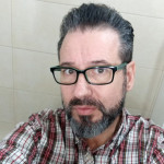 Luis Esteban Serrano, Pet transporter in Madrid