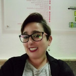 Gloria Navarro Montero, Cangur a Tarifa