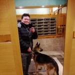 Júnior Armando Soto, Dog walker in Zaragoza