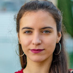 Magali Ugolini, Monitora de tiempo libre en Barcelona