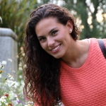 María Pizarro Gallardo, Cuidadora de mascotes a Sevilla