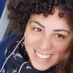 Siham Sani, Cuidadora de gent gran a Linares