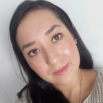 Cintia Montenegro Cueva, Auxiliar de enfermeria en Móstoles