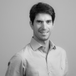 Tiago Santos, Portuguese tutor in Barcelona