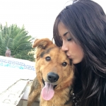 Laura Olmos, Passejadora de gossos a Alfafar