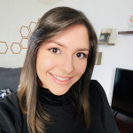 Katherine Contreras, Cuidadora de gent gran a Logroño
