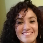 Angie Grentz, Cuidadora de gent gran a El Vendrell