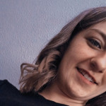 Nerea Dueñas, Cuidadora de gent gran a Viana