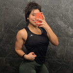 Dina Almendariz, Monitora de lleure a Alicante