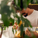 Iñaki Allende, Guitarist in Barcelona