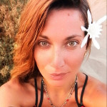 Manuela Elifani, Massatgista a Marbella