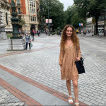 Sara Jaraba, Azafata a Madrid