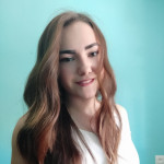 Leire Villarroya Martínez, Animadora infantil a Manises