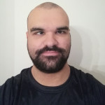 Pablo Trujillo, Cuidador de mascotes a La Pueblanueva