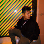 Leandro Daza, Waiter in Barcelona