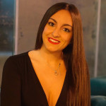 Paloma Herráez, Azafata in Madrid