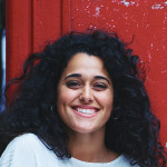 Sara Gonzalez, Azafata a Madrid