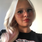 Laryssa Steisy, Azafata a Barcelona