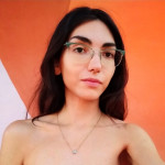 Ana Ruiz, Azafata in Madrid
