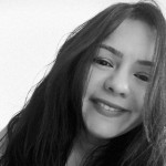 Elaine Espinoza, Cuidadora de gent gran a Collado Villalba