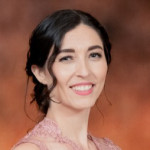 Llaneza Arias Medellin, Professora d'anglès a Madrid