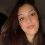 Nisrin Hadji, Cuidadora de gent gran a Sant Feliu de Llobregat