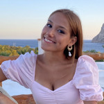 Alejandra Sotelo, Azafata in Madrid