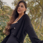 Andrea Bustamante, Azafata in Madrid