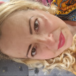 Sharon Alonso, Cuidadora de gent gran a La Orotava