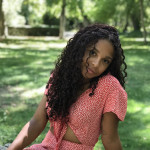 Laura Micha, Modelo in Batres