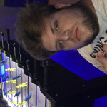 Hoker Yuijkiku, Pet transporter in Sevilla