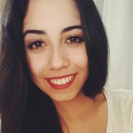 Saira Naqvi Menéndez, Babysitter in Avilés