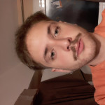 Laucha Davidzon, Kitchen helper in Barcelona